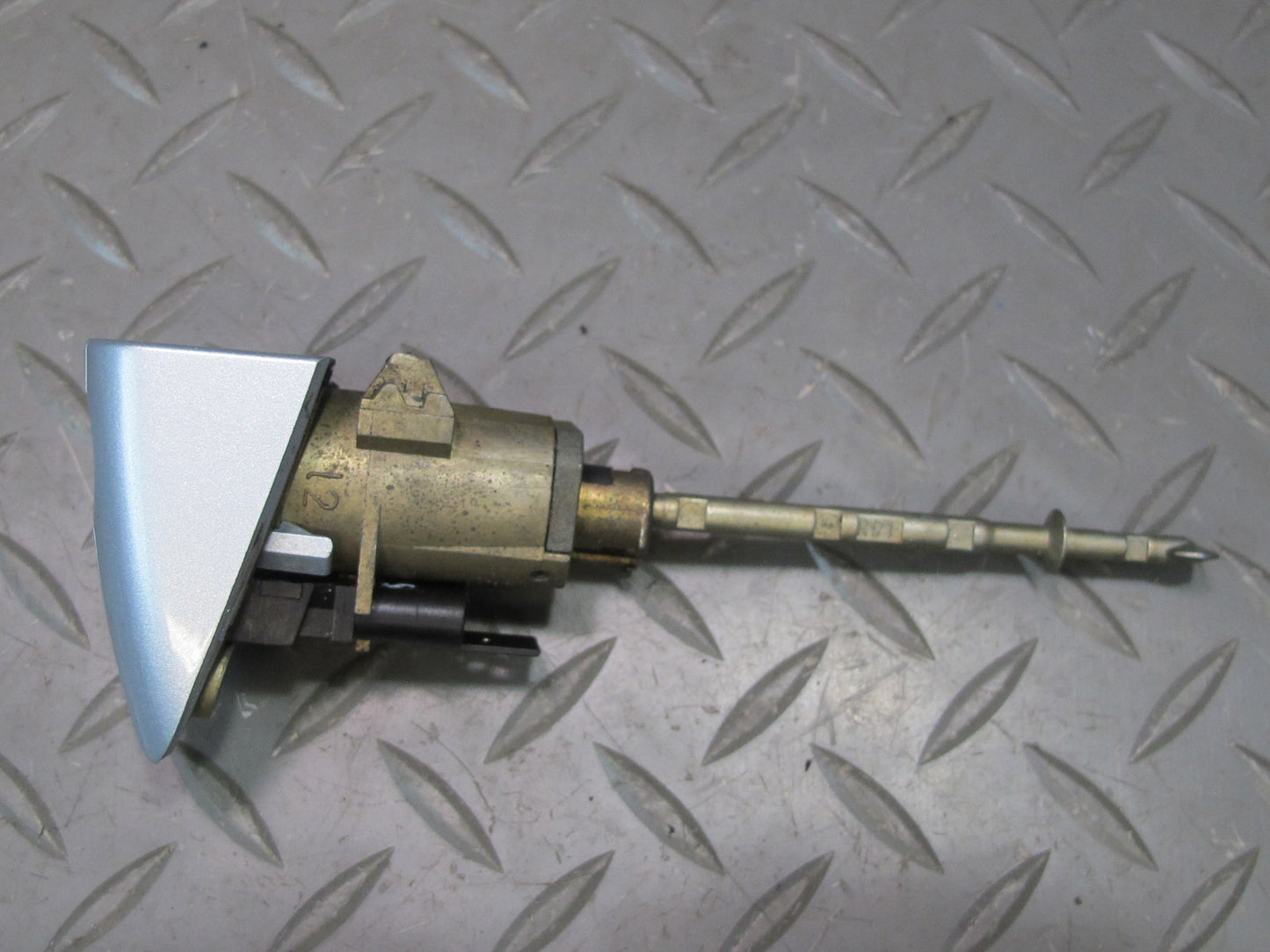 05-11 Mercedes R171 Slk-class Front Left Door Exterior Handle Lock Cylinder OEM