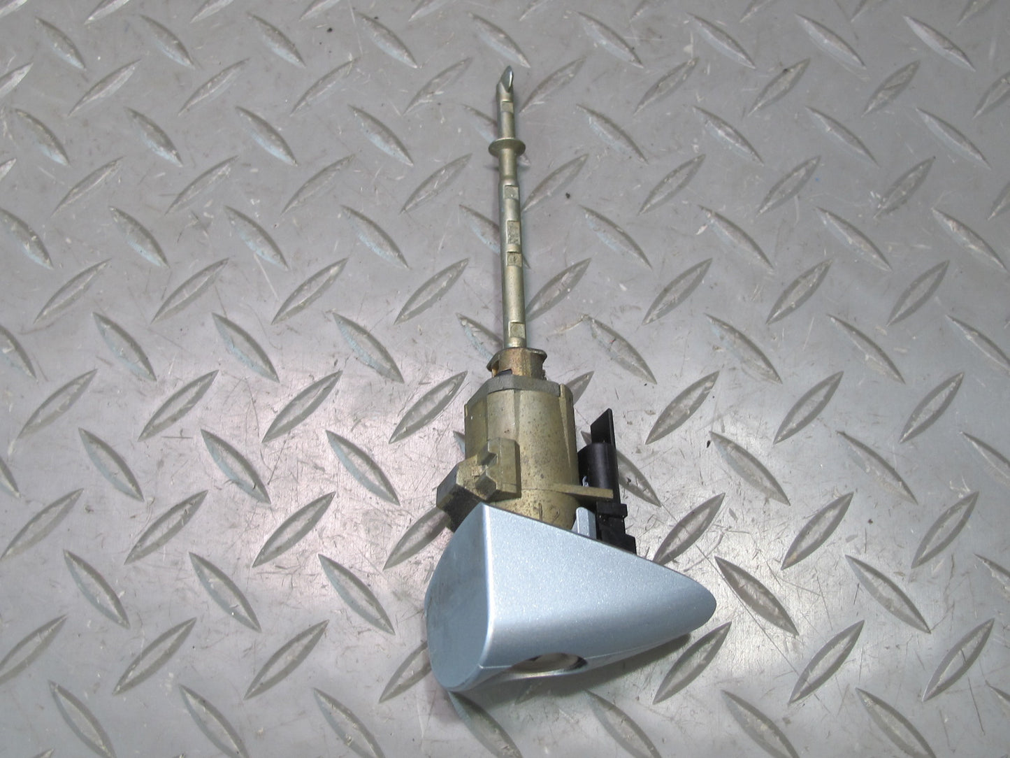 05-11 Mercedes R171 Slk-class Front Left Door Exterior Handle Lock Cylinder OEM