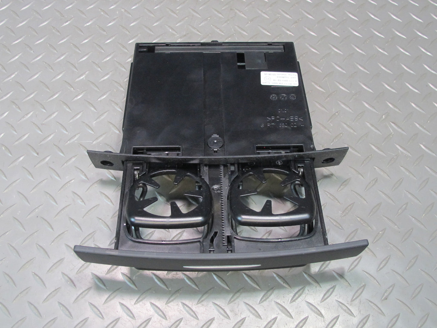 05-11 Mercedes R171 Slk-class Dash CUP Holder Assembly 1716800214 OEM