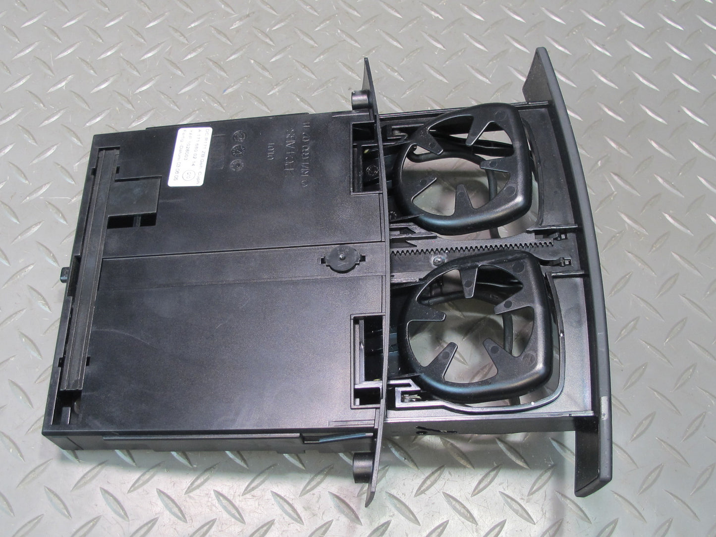 05-11 Mercedes R171 Slk-class Dash CUP Holder Assembly 1716800214 OEM