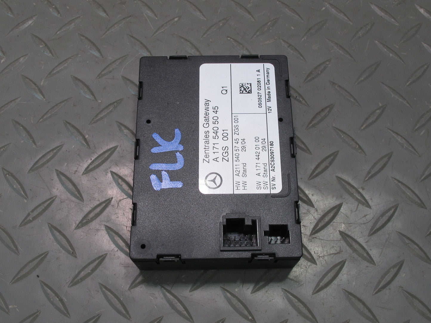 05-11 Mercedes R171 Slk-class Central Gateway Control Module 1715405045
