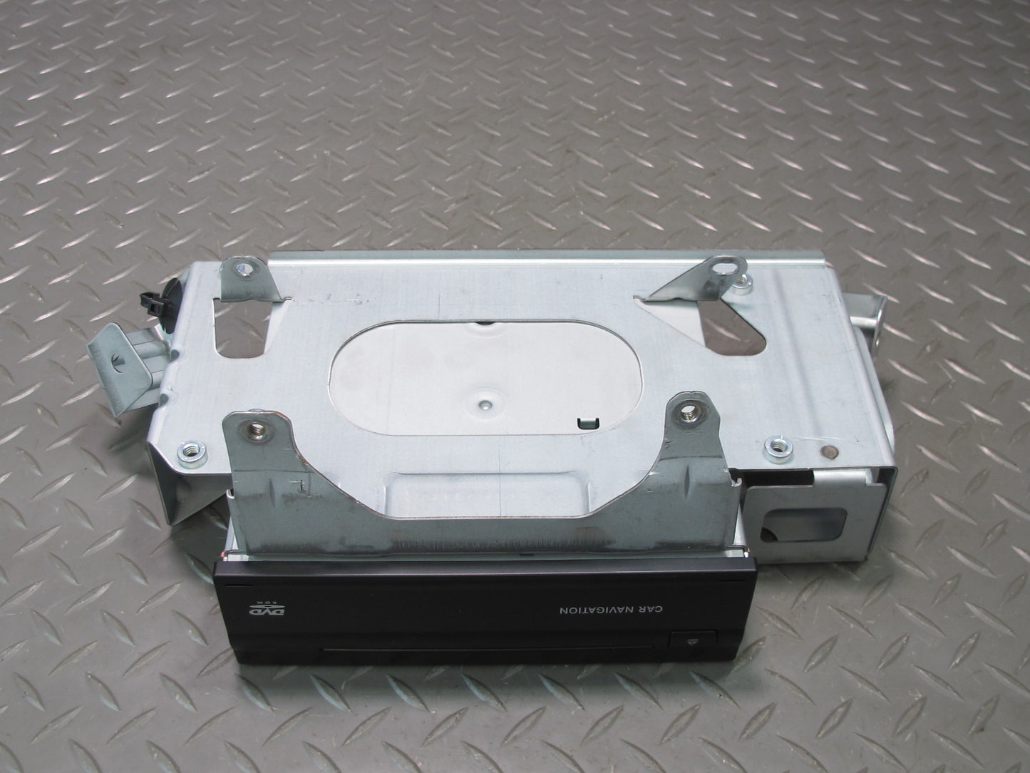 05-11 Mercedes R171 Slk-class GPS Navigation System DVD Player w Bracket OEM