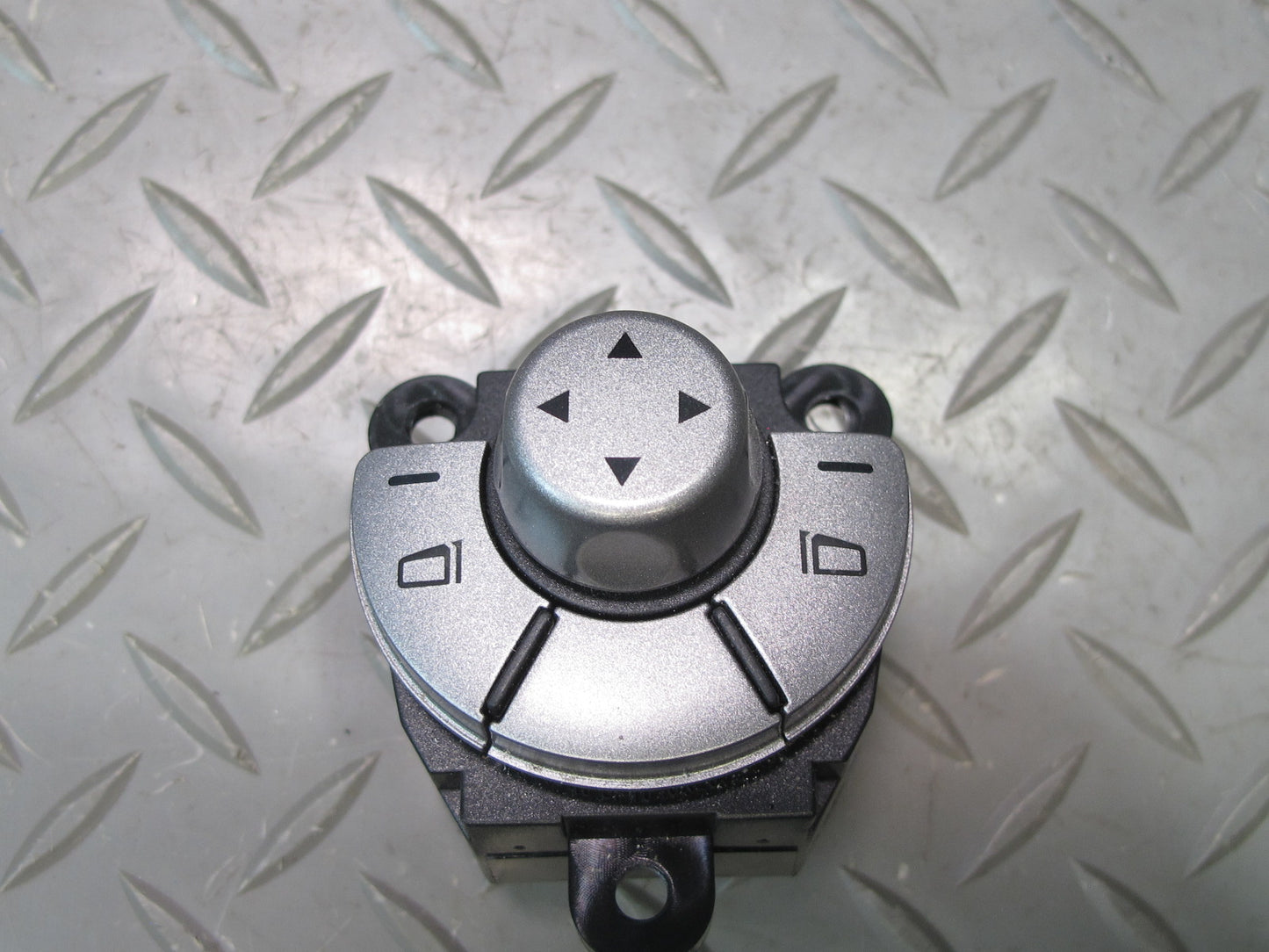 05-11 Mercedes R171 Slk-class Side View Mirror Control Switch 1718203310 OEM