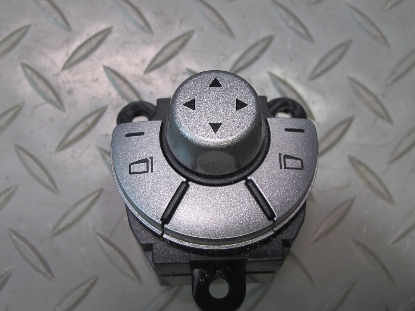 05-11 Mercedes R171 Slk-class Side View Mirror Control Switch 1718203310 OEM