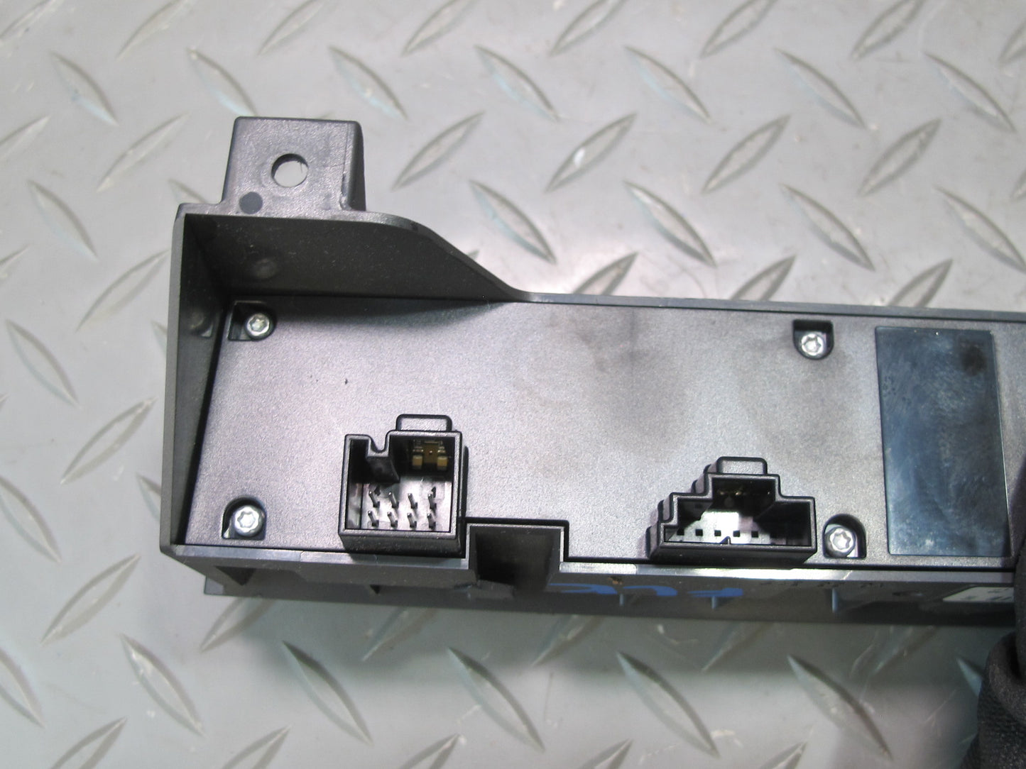 05-08 Mercedes R171 Slk-class Dash Hazard Door Lock Switch 1718208210 OEM