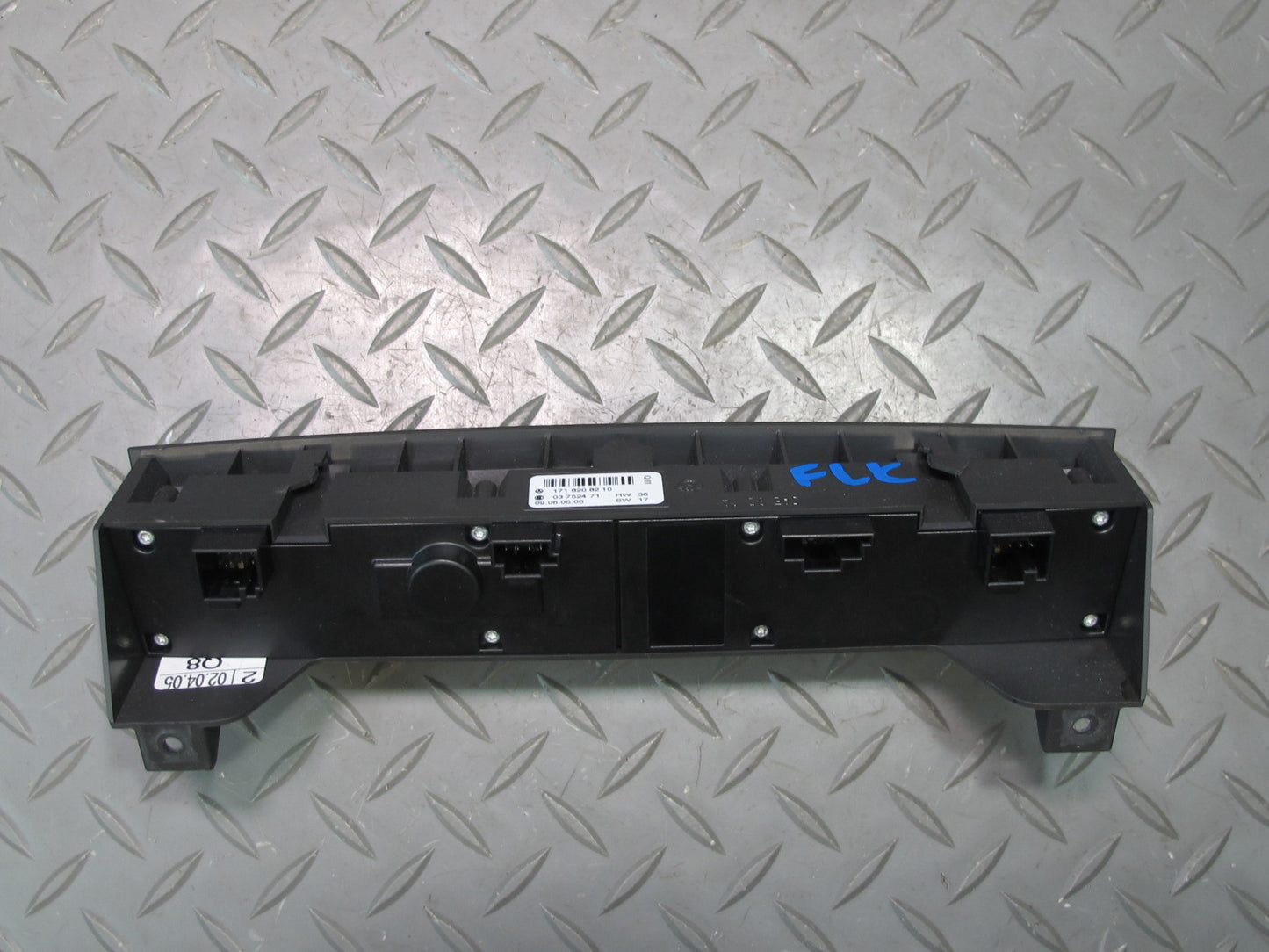 05-08 Mercedes R171 Slk-class Dash Hazard Door Lock Switch 1718208210 OEM