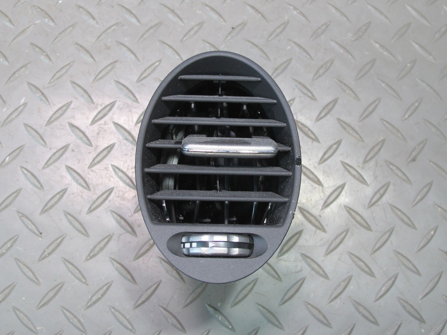 05-11 Mercedes R171 Slk-class Set of 3 Dash Left Center Right A/C Air Vent OEM