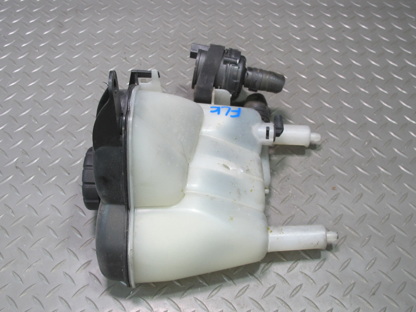 05-11 Mercedes R171 Slk-class Engine Expansion Overflow Reservoir Tank OEM