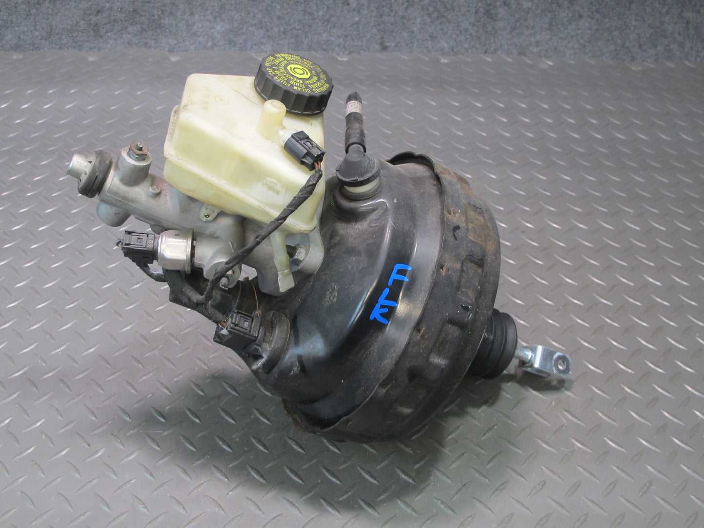 05-11 Mercedes R171 SLK55 Brake Master Cylinder Booster Reservoir 70K OEM