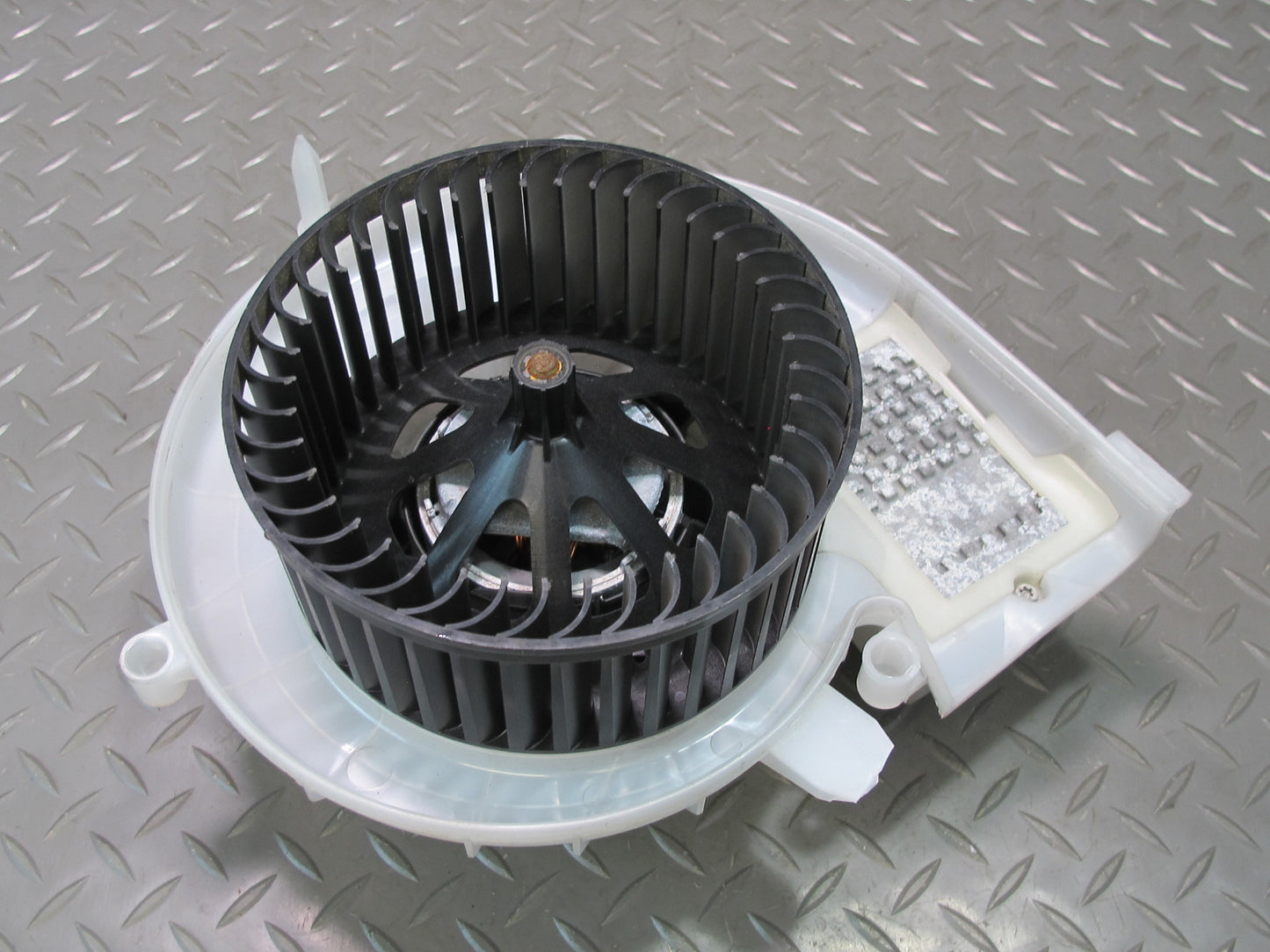 05-11 Mercedes R171 Slk-class A/C Heater Blower Motor Fan w Resistor OEM