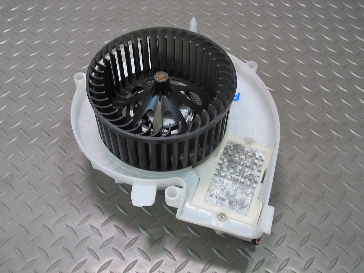05-11 Mercedes R171 Slk-class A/C Heater Blower Motor Fan w Resistor OEM