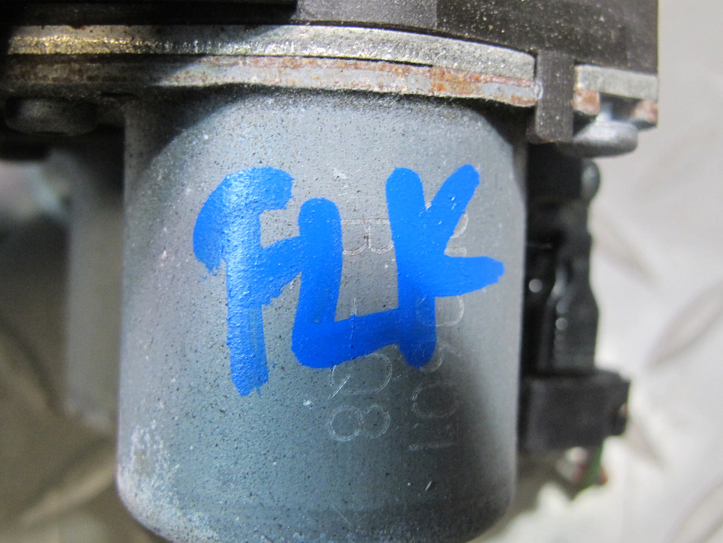 05-08 Mercedes R171 Slk-class Heater Control Water Valve OEM