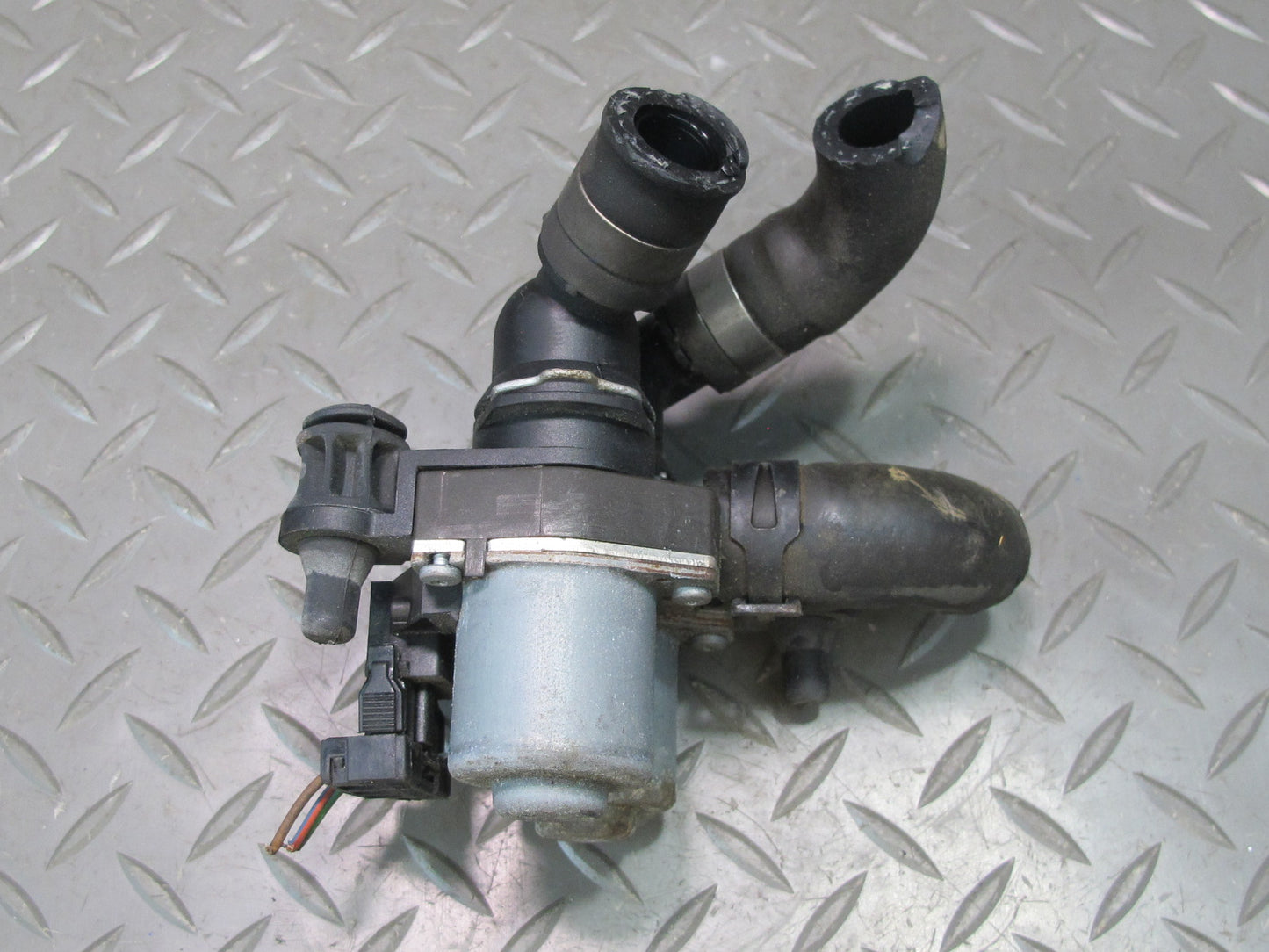 05-08 Mercedes R171 Slk-class Heater Control Water Valve OEM