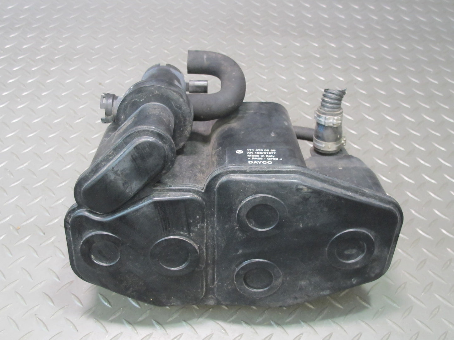 05-11 Mercedes R171 Slk-class Fuel Evap Vapor Charcoal Canister 1714700259 OEM