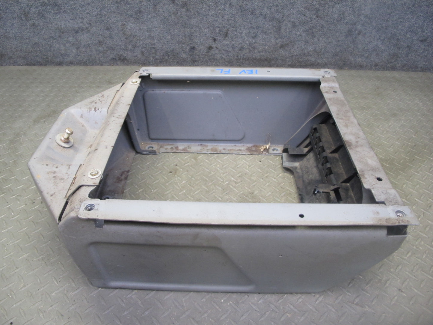 00-03 VW Eurovan T4 Front Left or Right Seat Lower Frame Console 701881669 OEM