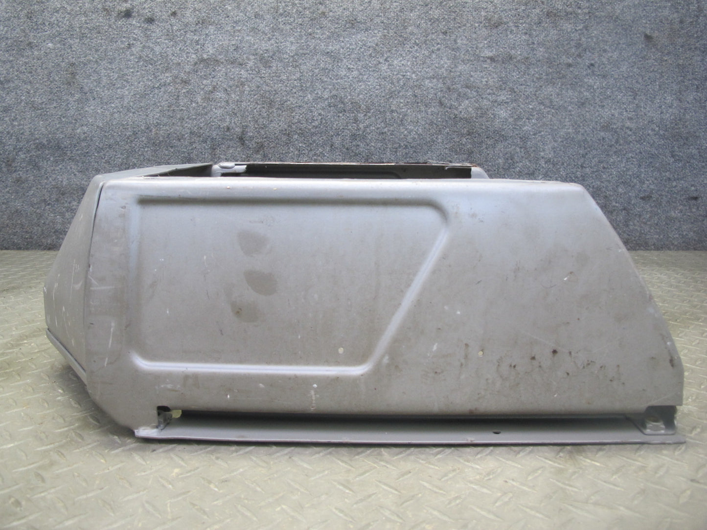 00-03 VW Eurovan T4 Front Left or Right Seat Lower Frame Console 701881669 OEM