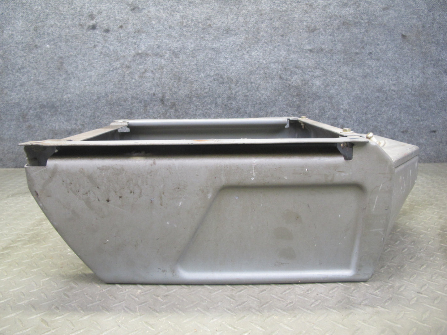 00-03 VW Eurovan T4 Front Left or Right Seat Lower Frame Console 701881669 OEM