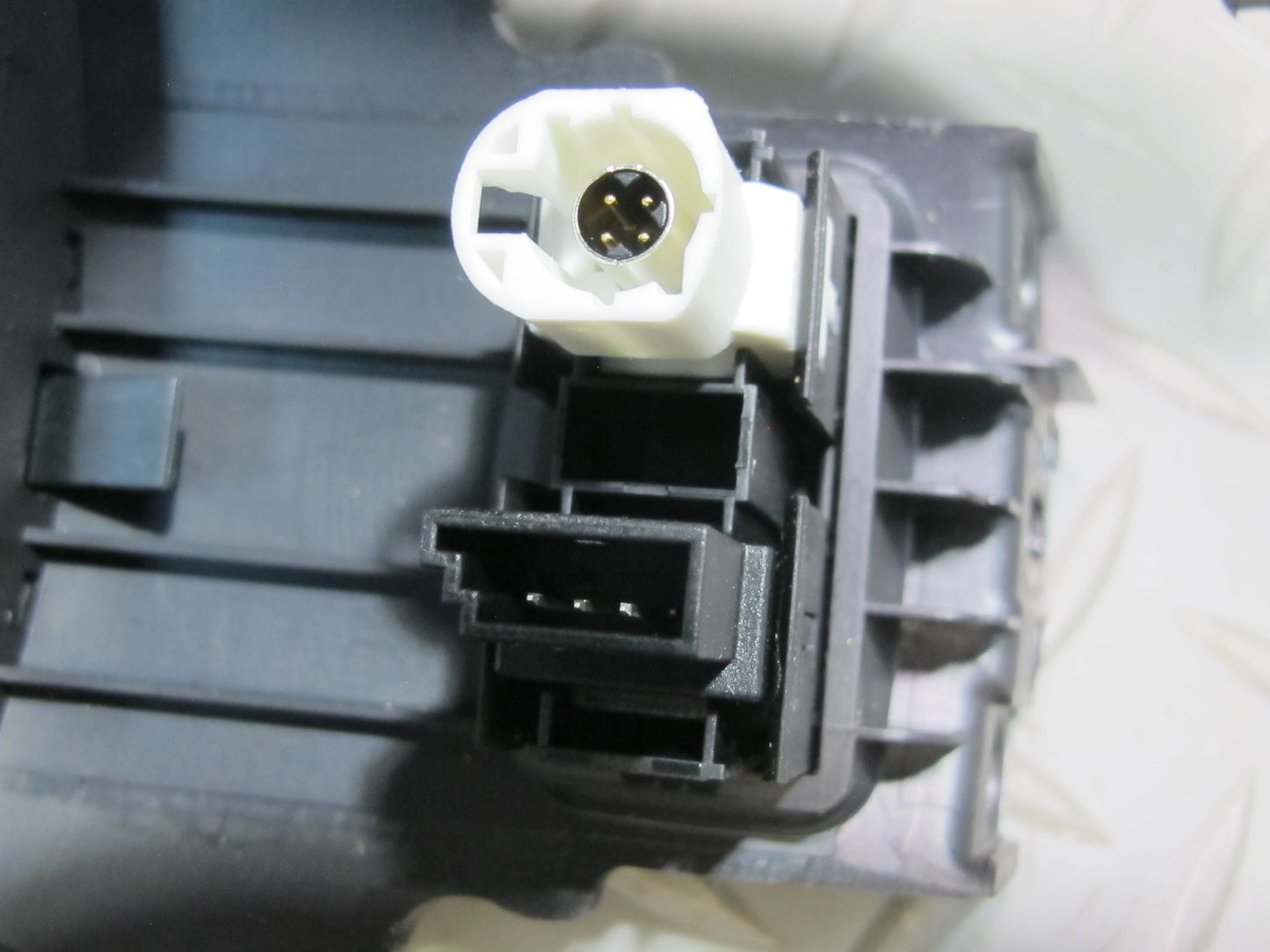 13-15 Mini Cooper S R60 R61 Countryman Console Shifter CUP Holder Trim Panel OEM