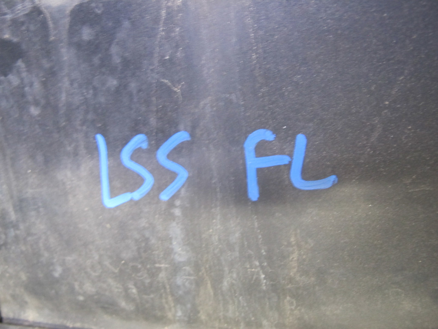 04-06 Lexus UCF30L LS430 Left Fender Door Lower Exterior Molding Trim Set OEM