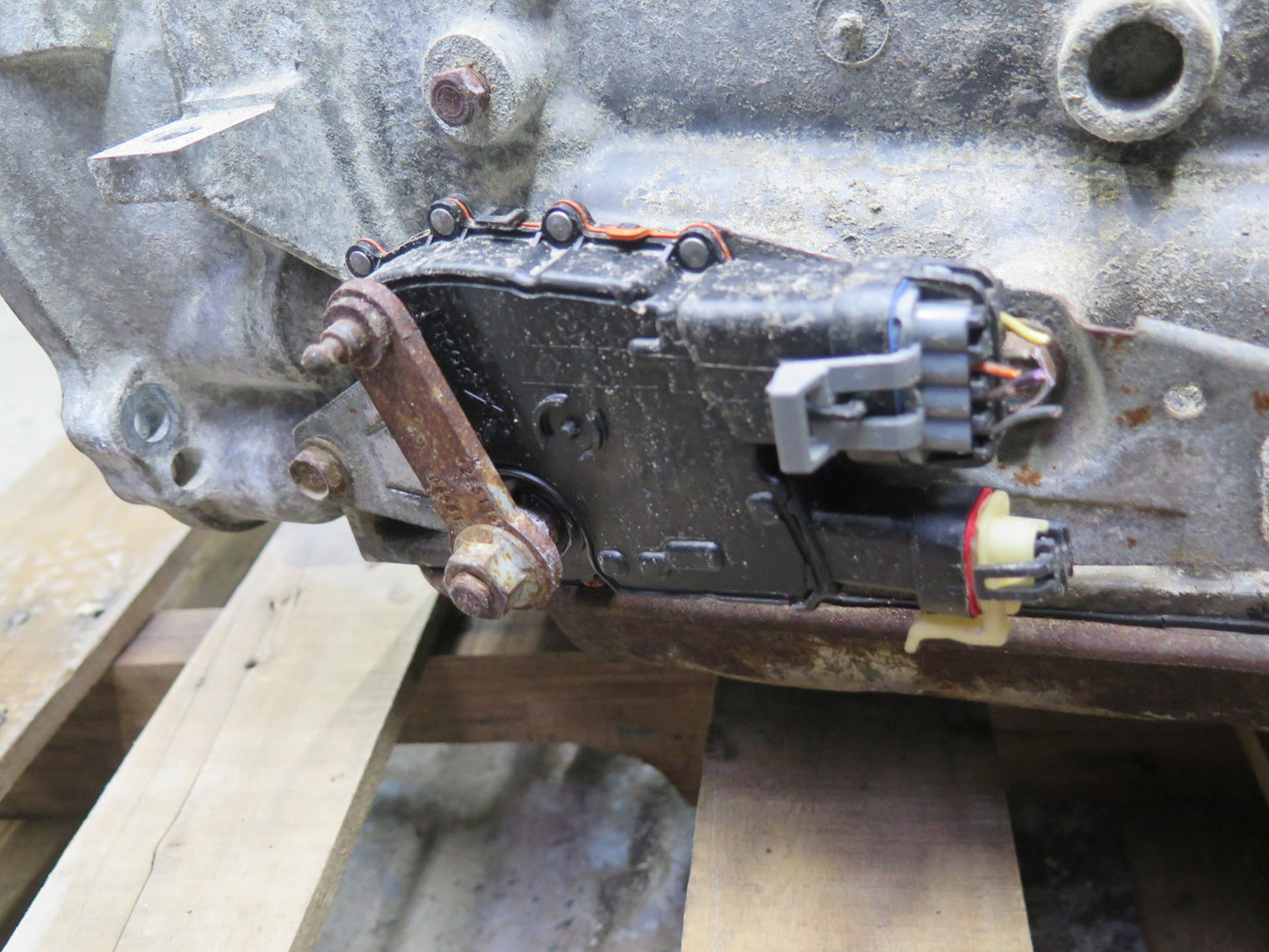 98-00 Chevy Corvette C5 4L60E Auto Transmission w Differential 3.15 Ratio 88K