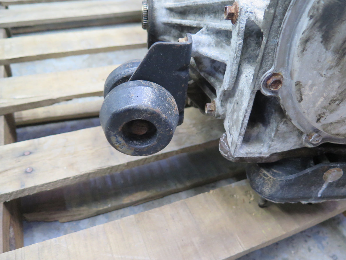 98-00 Chevy Corvette C5 4L60E Auto Transmission w Differential 3.15 Ratio 88K