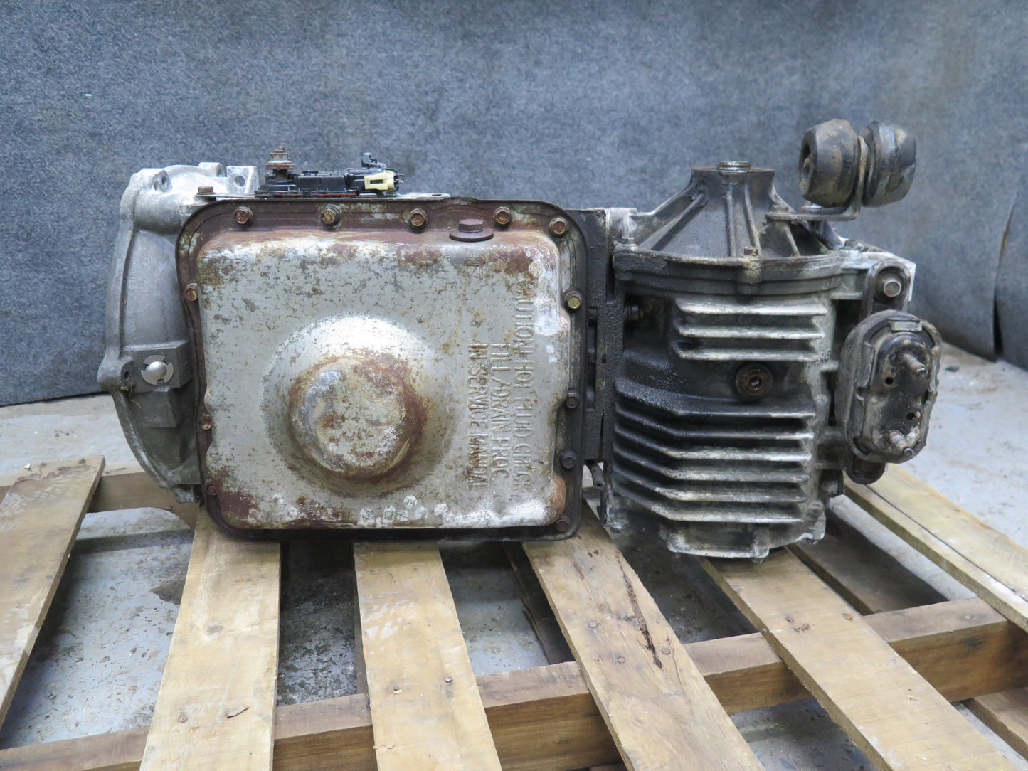 98-00 Chevy Corvette C5 4L60E Auto Transmission w Differential 3.15 Ratio 88K