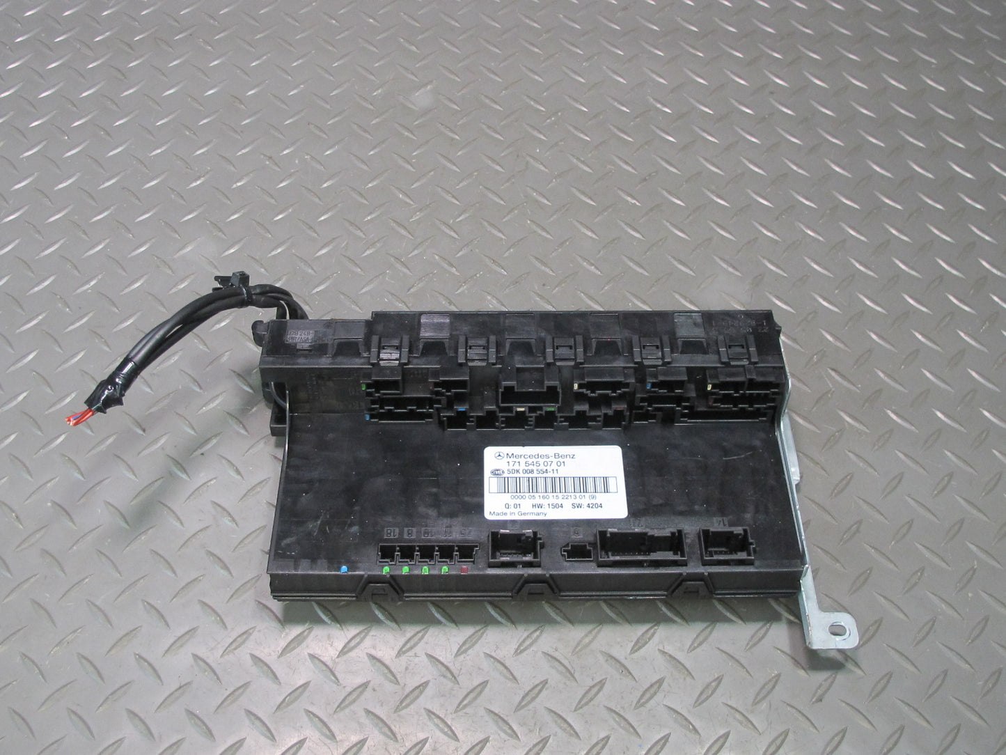 05-08 Mercedes R171 Slk-class Rear SAM Fuse Relay Box Module 1715450701 OEM