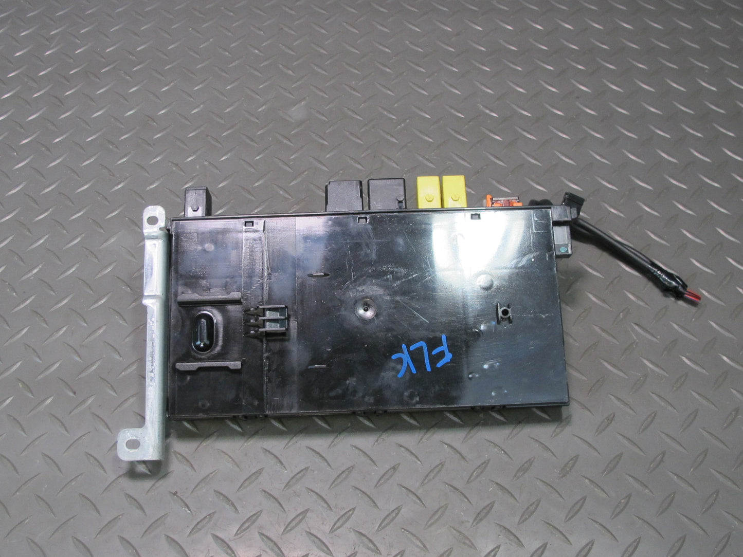 05-08 Mercedes R171 Slk-class Rear SAM Fuse Relay Box Module 1715450701 OEM