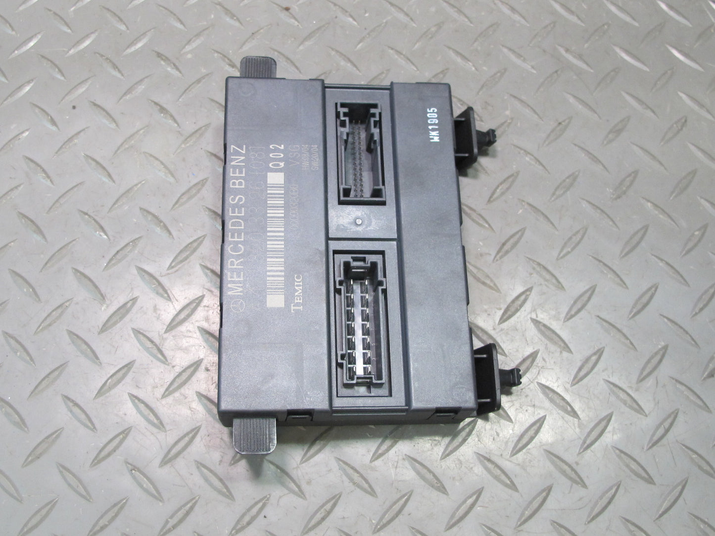 05-11 Mercedes R171 Slk-class Convertible TOP Roof Control Module 1718203326 OEM