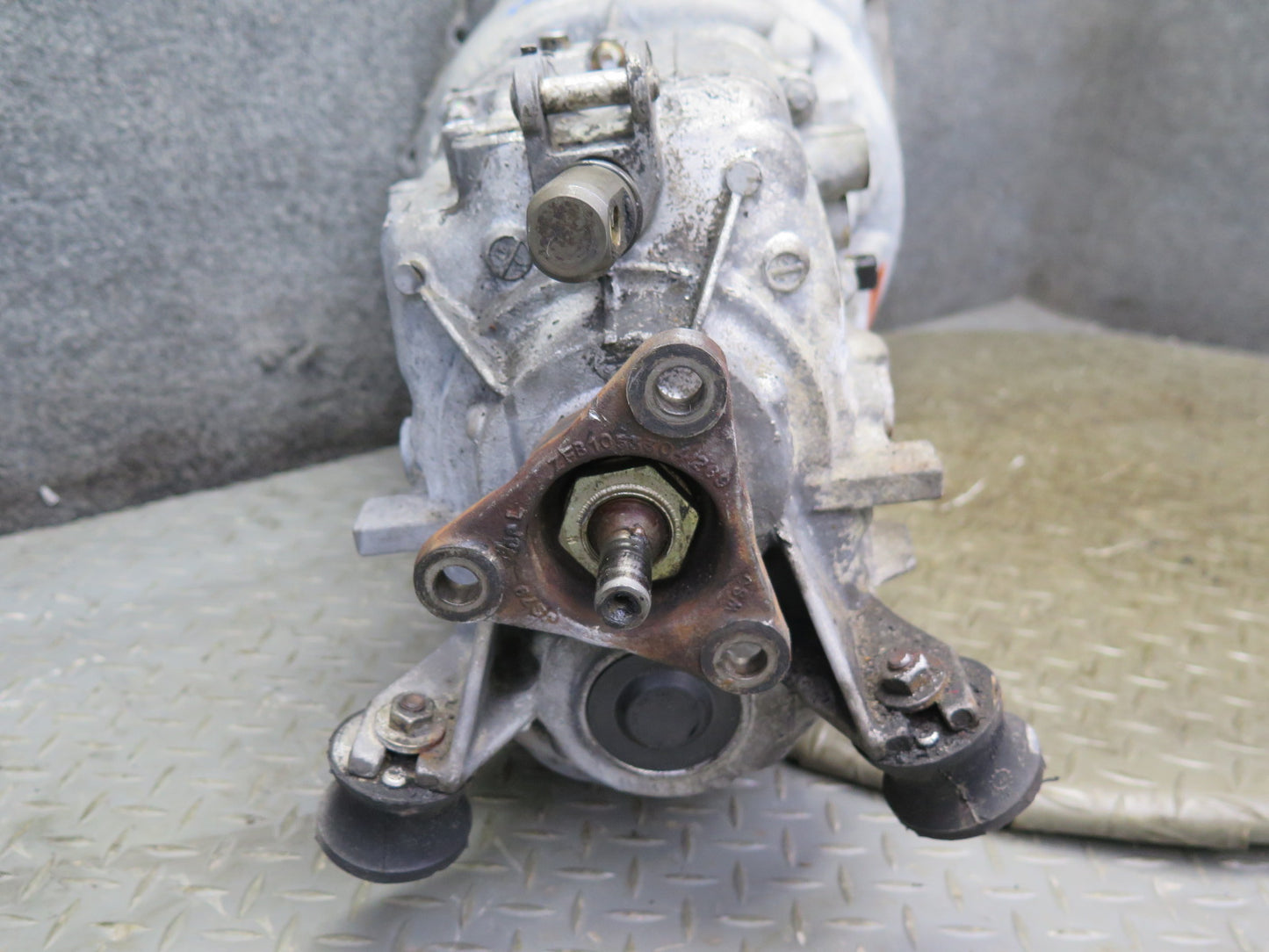 97-00 BMW E36 328i 328iC S5D 320Z Thmw M/T Manual Transmission 150k Miles OEM