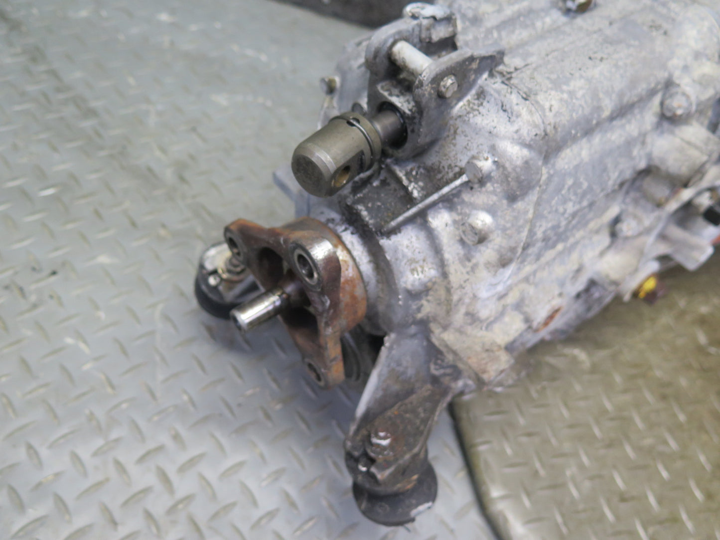 97-00 BMW E36 328i 328iC S5D 320Z Thmw M/T Manual Transmission 150k Miles OEM