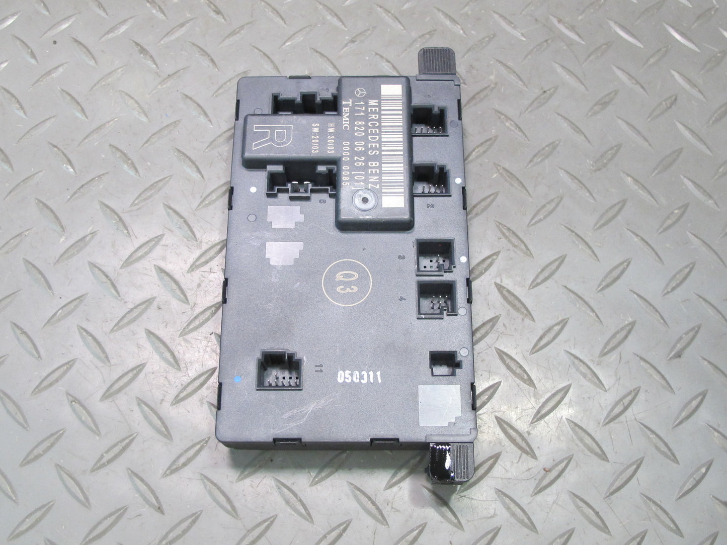 05-08 Mercedes R171 Slk-class Right Door Control Module 1718200626 OEM