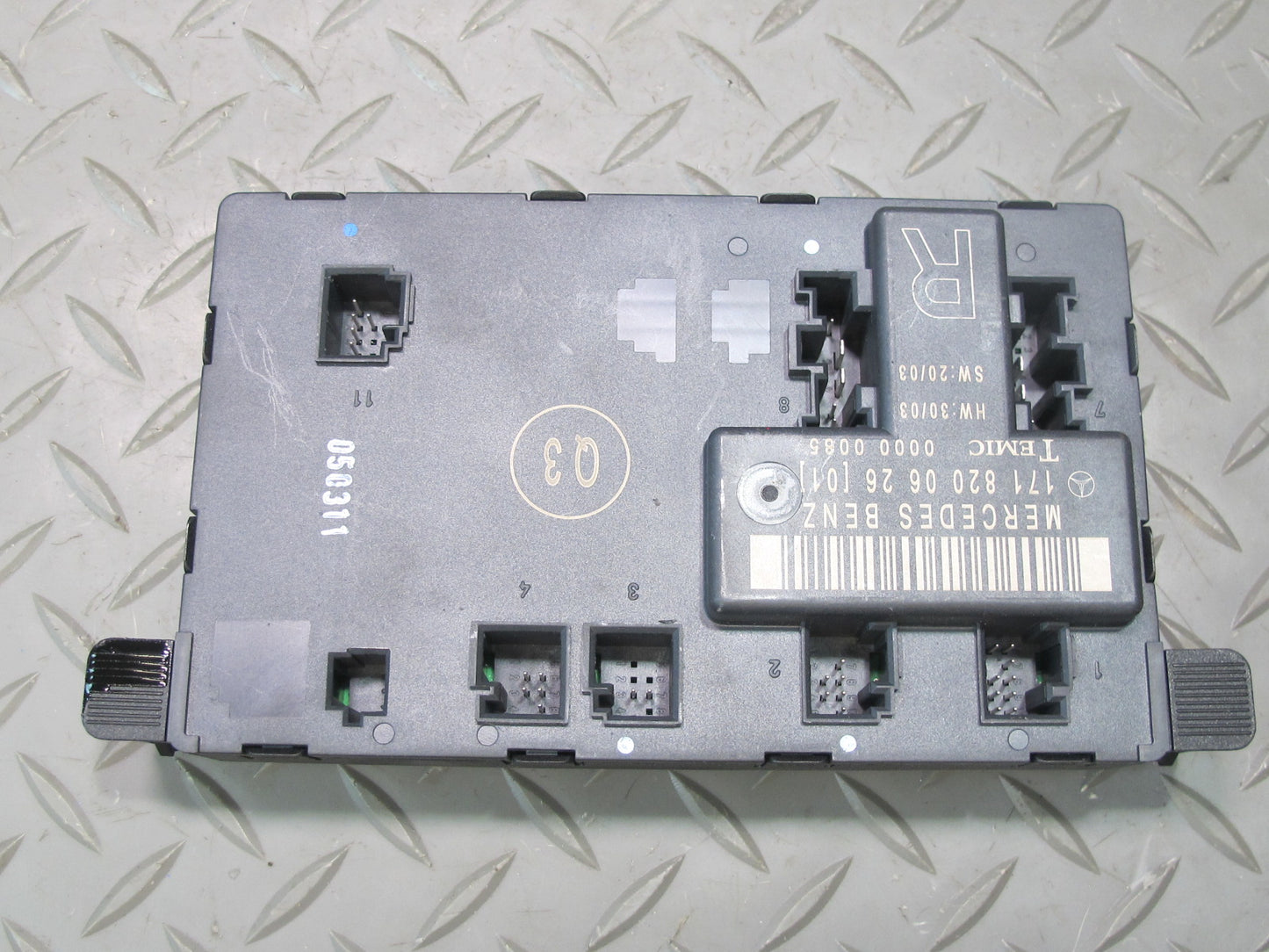05-08 Mercedes R171 Slk-class Right Door Control Module 1718200626 OEM