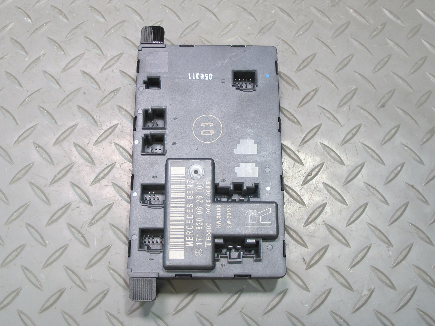 05-08 Mercedes R171 Slk-class Right Door Control Module 1718200626 OEM