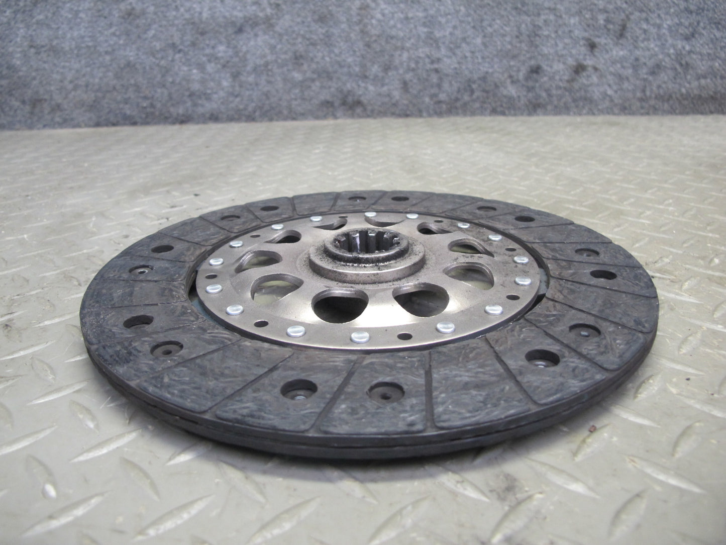 96-99 BMW E36 328i M52 M/T Manual Flywheel Clutch Pressure Plate Bolt Set OEM