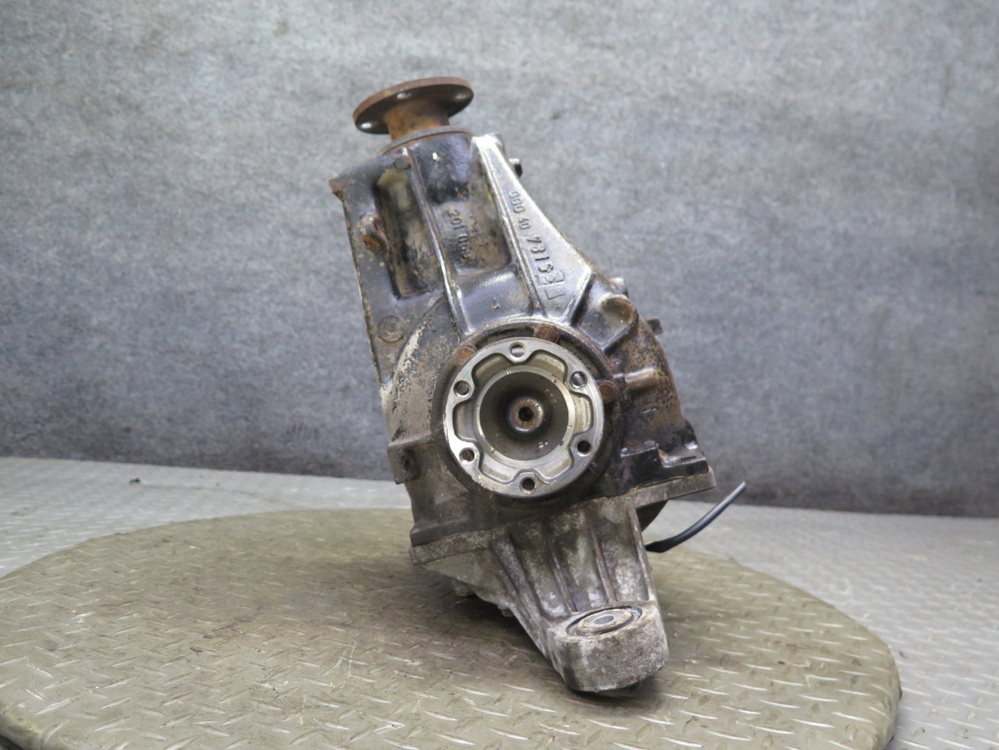 96-99 BMW E36 328iC Rear Axle Differential Carrier 2.93 Ratio 1214633 OEM