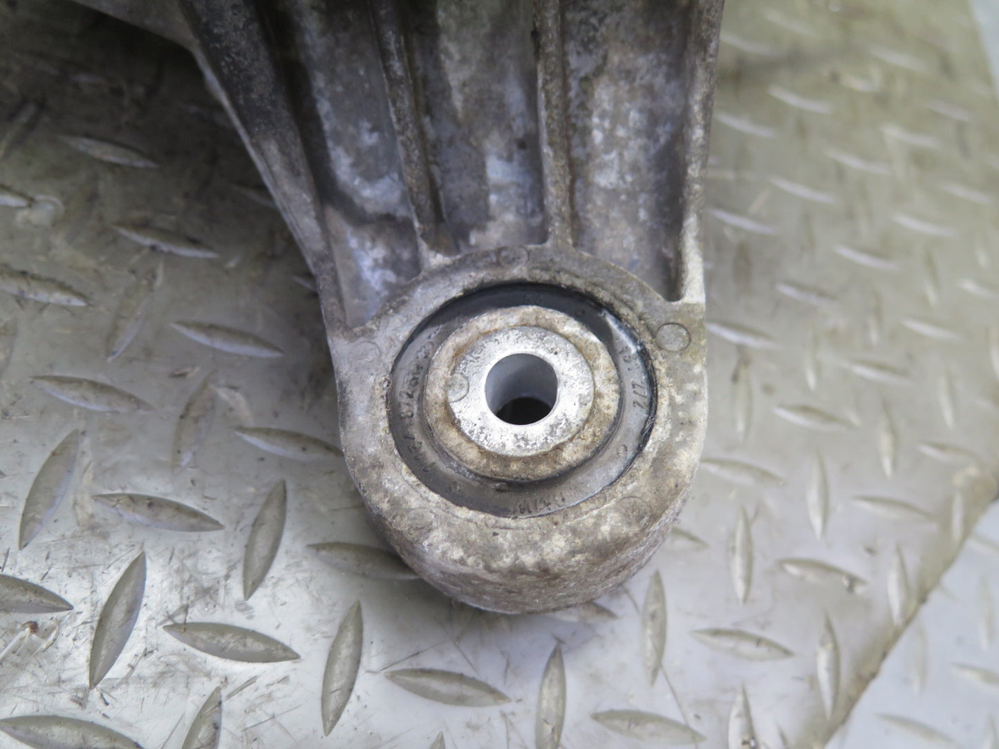 96-99 BMW E36 328iC Rear Axle Differential Carrier 2.93 Ratio 1214633 OEM