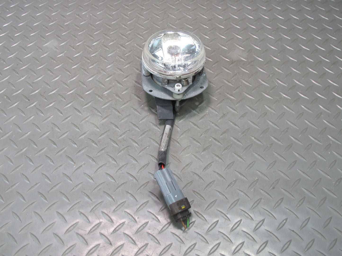 05-08 Mercedes R171 SLK55 AMG Front Left Fog Light Lamp OEM