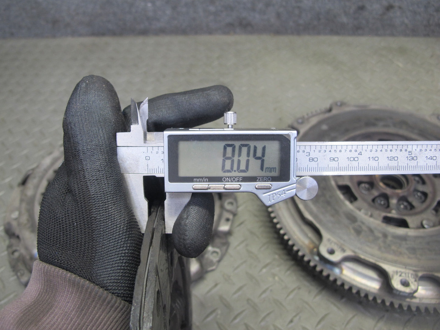 2004 Nissan Z33 350Z FS6R31A M/T Flywheel Pressure Plate Clutch KIT Set 68k OEM