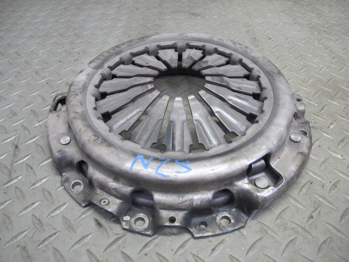 2004 Nissan Z33 350Z FS6R31A M/T Flywheel Pressure Plate Clutch KIT Set 68k OEM