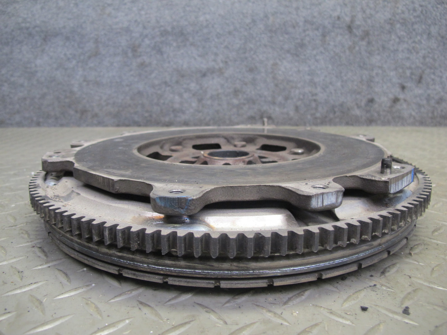 2004 Nissan Z33 350Z FS6R31A M/T Flywheel Pressure Plate Clutch KIT Set 68k OEM