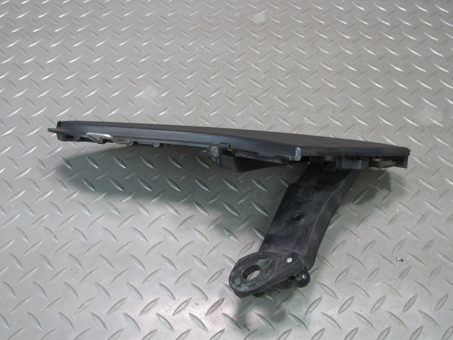 05-11 Mercedes R171 SLK Set of 2 Left & Right Hard TOP Hinge Flap Cover OEM