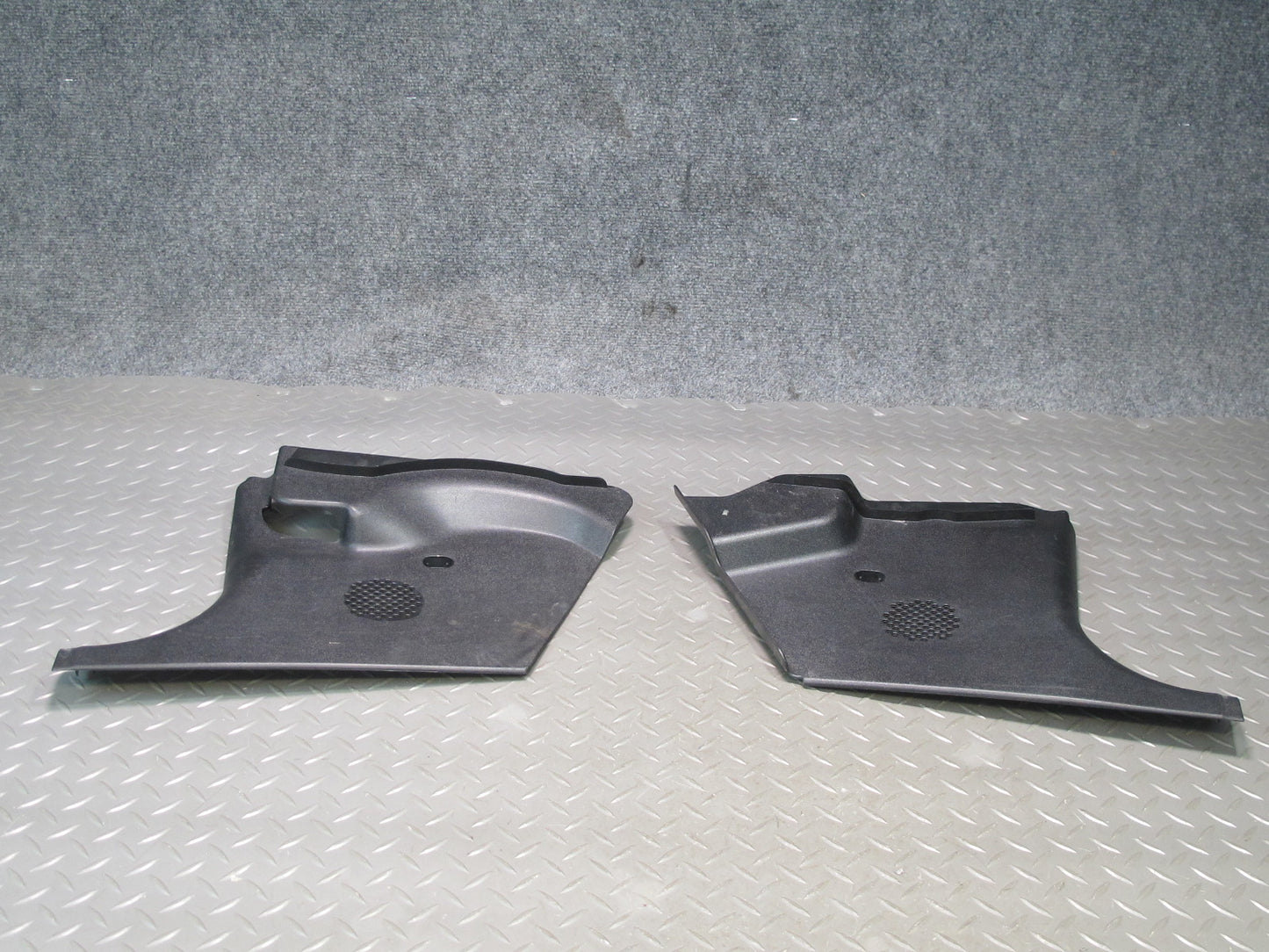 05-11 Mercedes R171 Slk-class Set of 2 Left & Right Kick Trim Cover Panel OEM