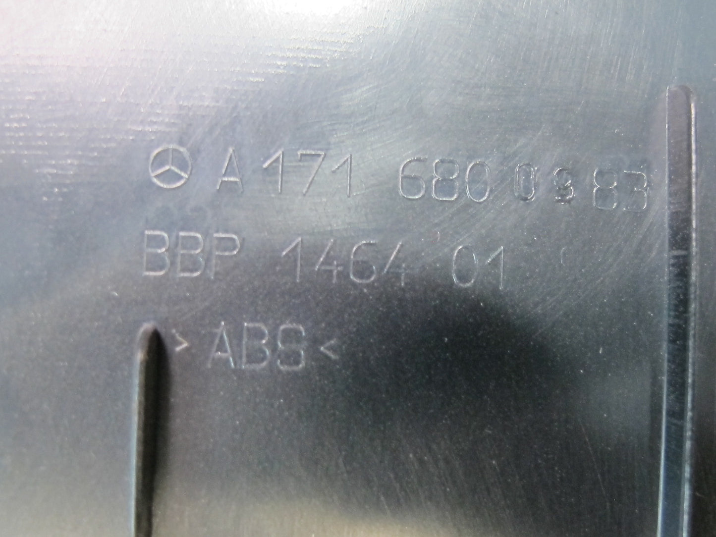 05-11 Mercedes R171 Slk-class Set of 2 Left & Right Kick Trim Cover Panel OEM