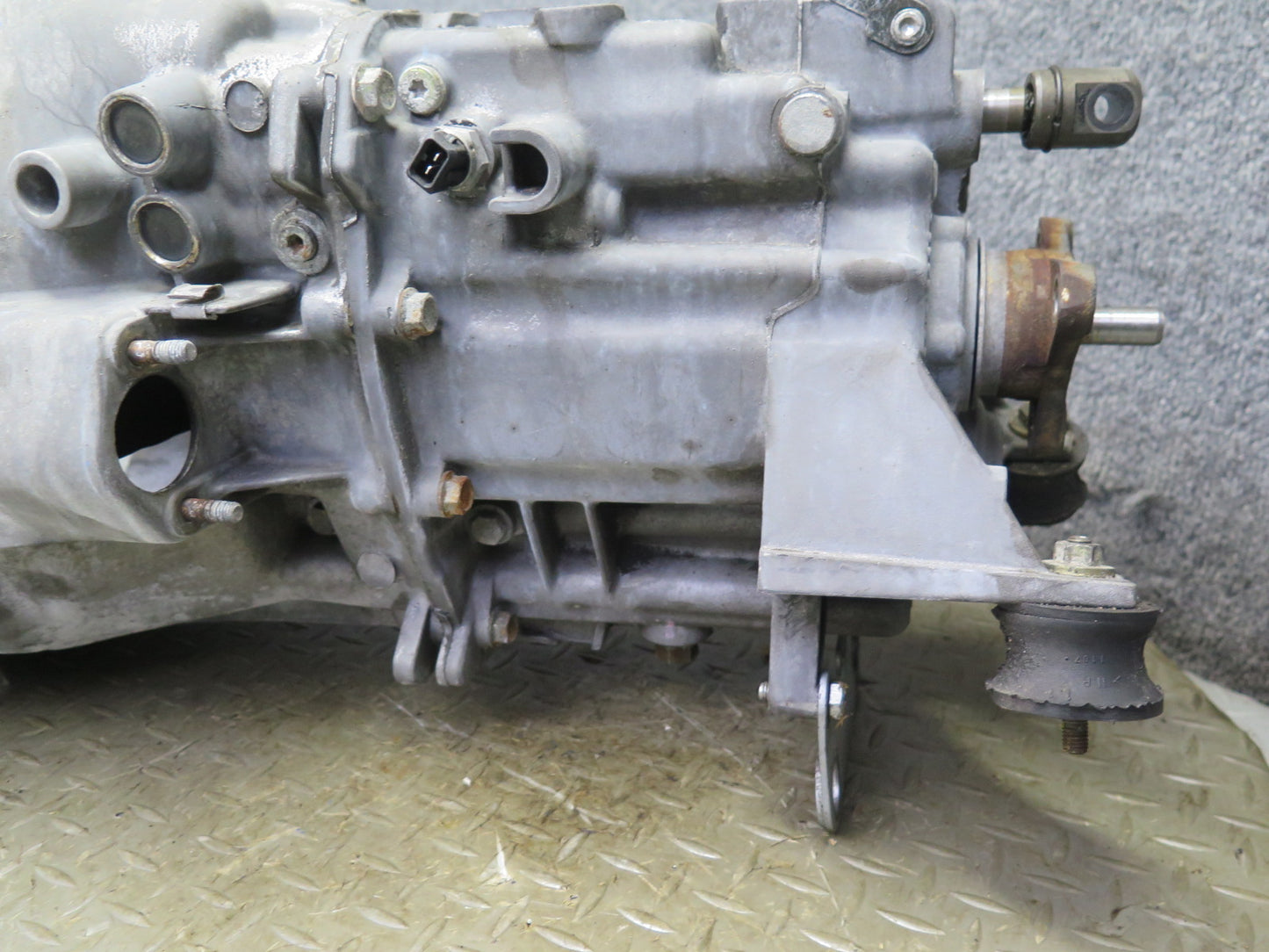 96-98 BMW E36/7 Z3 1.9L M44 S5D 250G Tbdh Manual Transmission w Plate 144K OEM