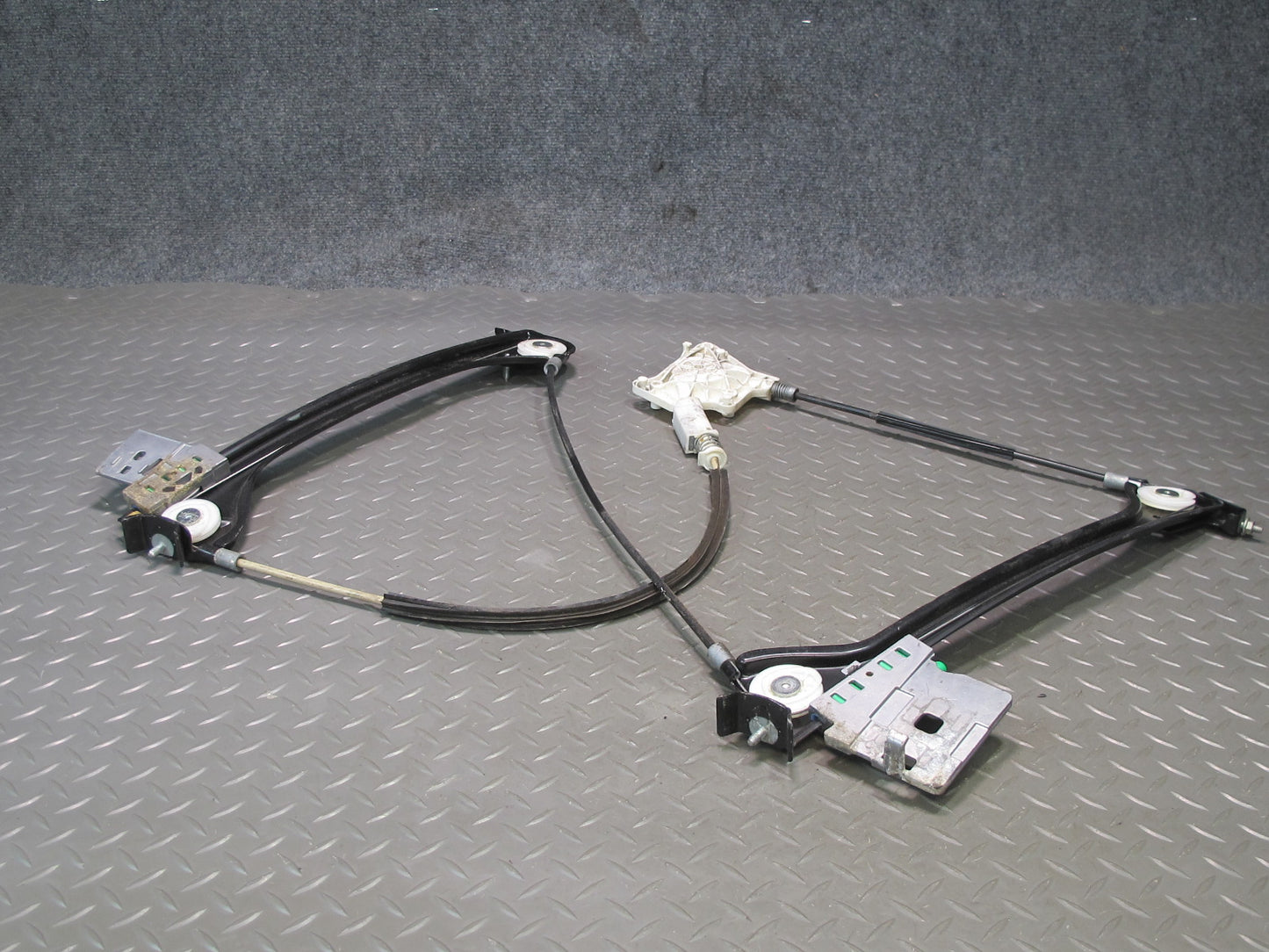 05-11 Mercedes R171 Slk-class Left Driver Door Window Regulator OEM