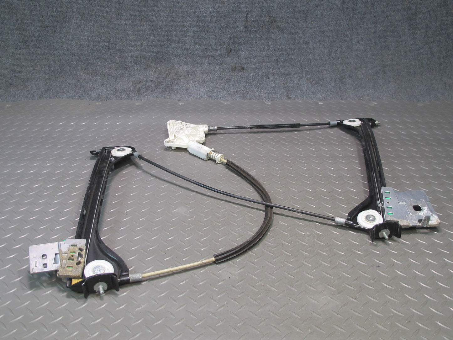 05-11 Mercedes R171 Slk-class Left Driver Door Window Regulator OEM