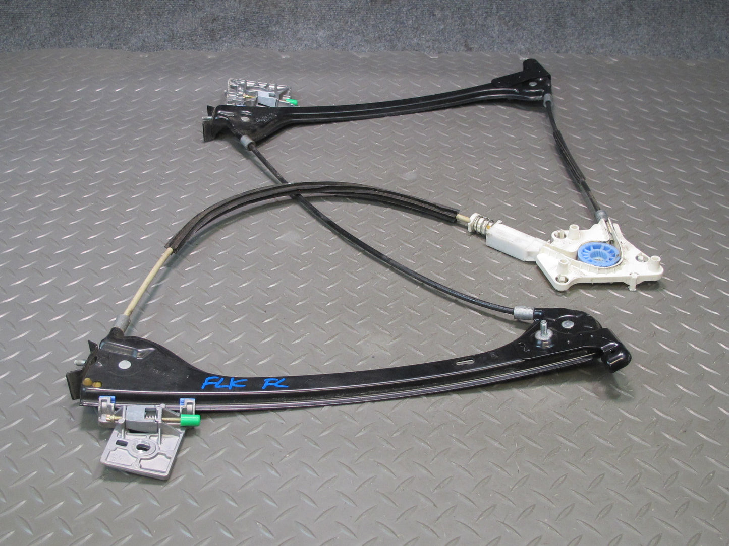 05-11 Mercedes R171 Slk-class Left Driver Door Window Regulator OEM