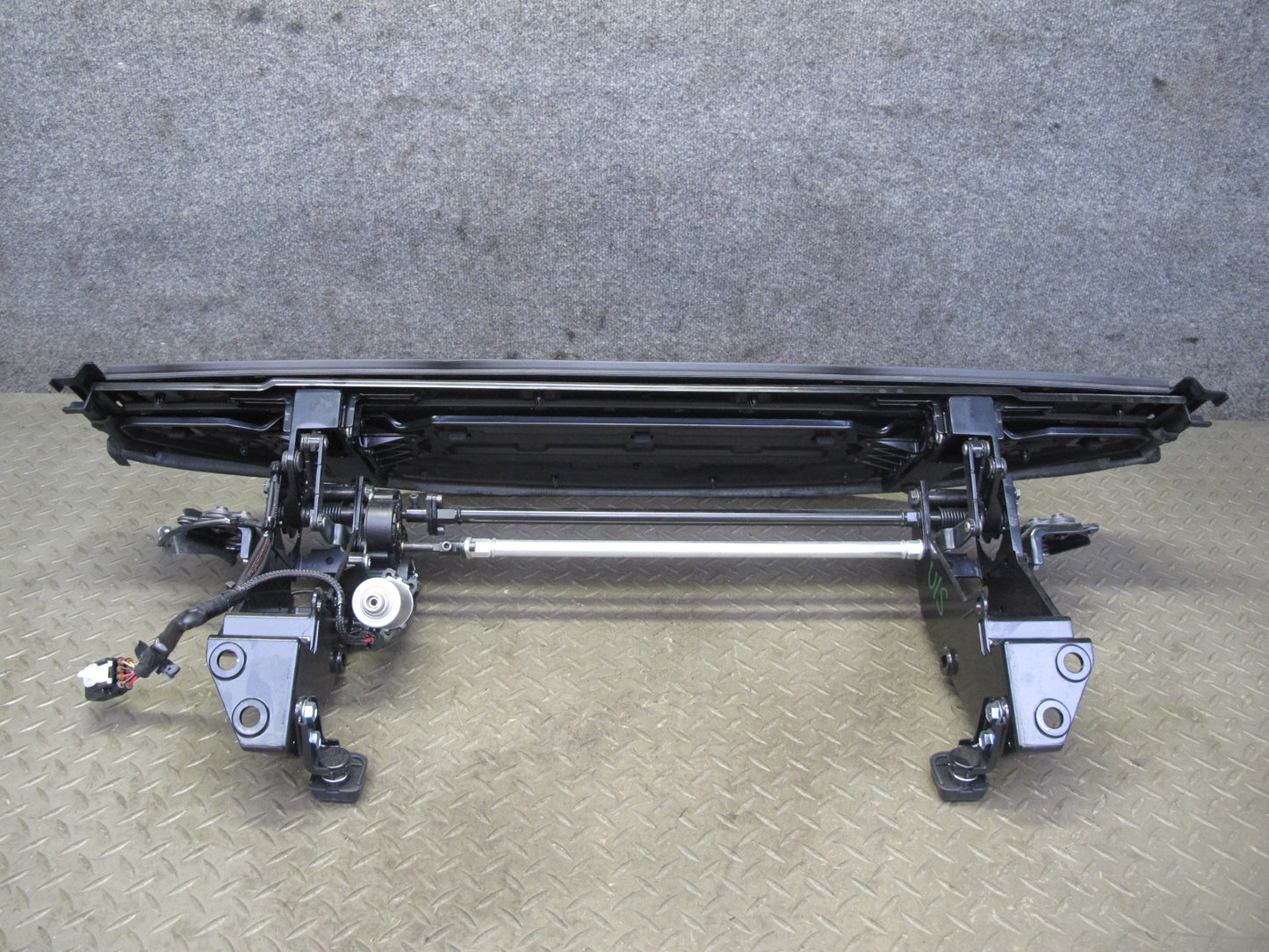 10-13 Lexus IS350 IS250 Convertible TOP Roof Tonneau Cover Panel Assembly OEM