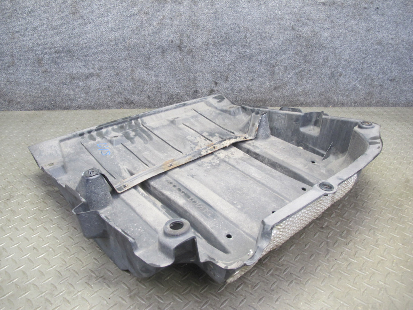 10-13 Lexus IS350 IS250 Rear Underbody Floor Splash Guard Shield Cover OEM